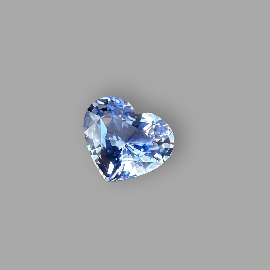 Saphir 2,04 ct, blau