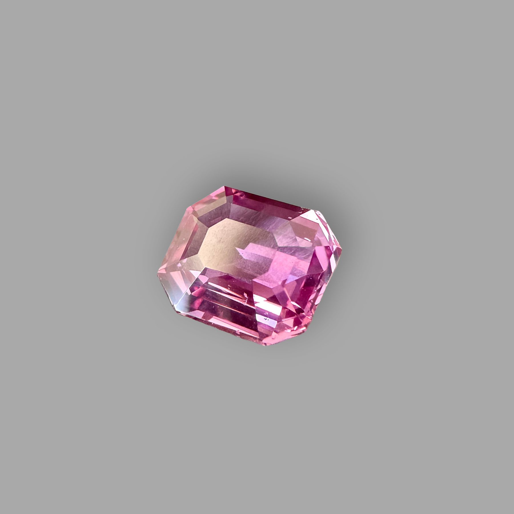 Saphir 1,57 ct, pink
