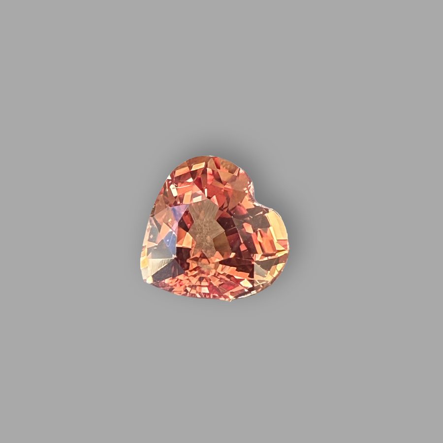 Padparadscha 1,21 ct, orange