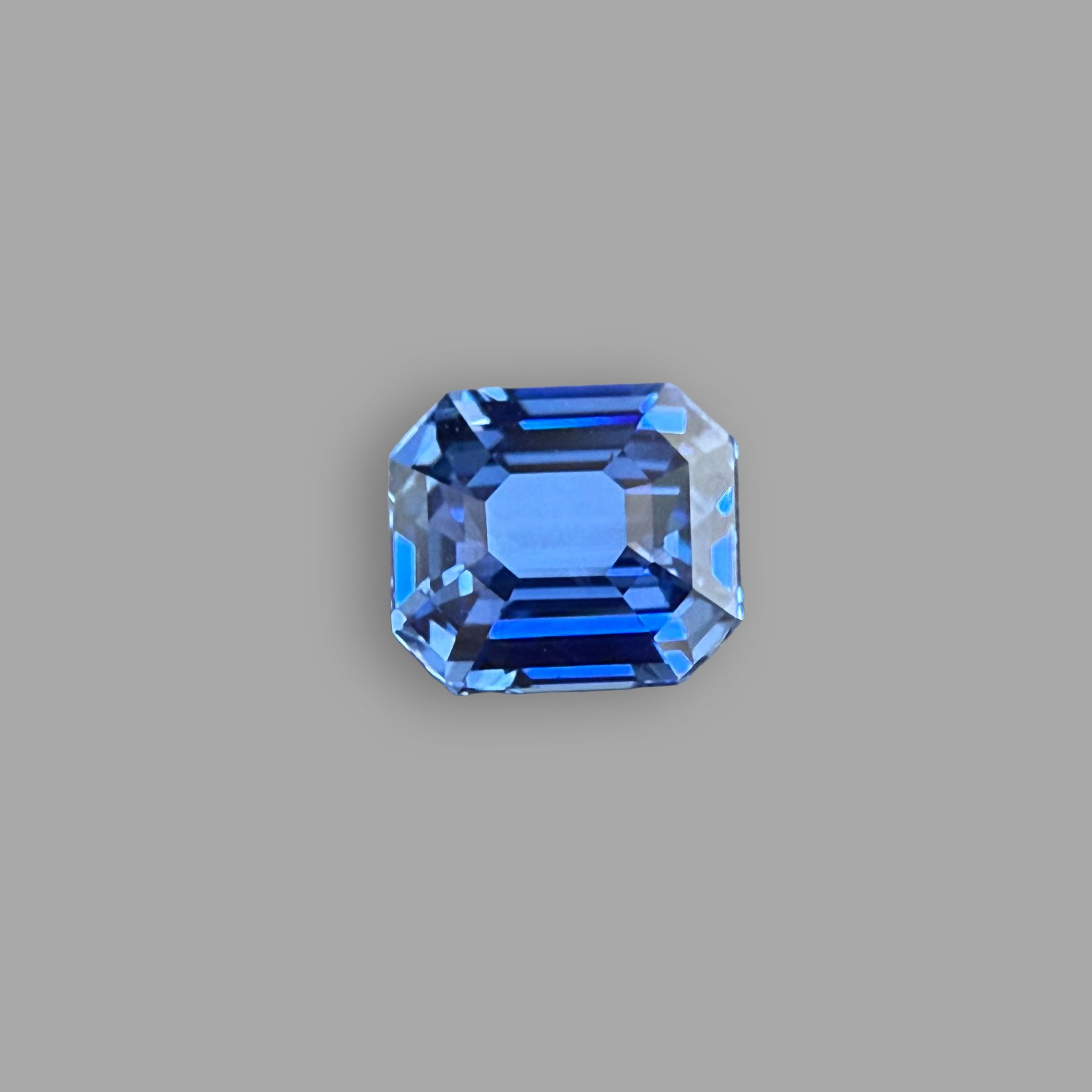 Saphir 1,37 ct, blau